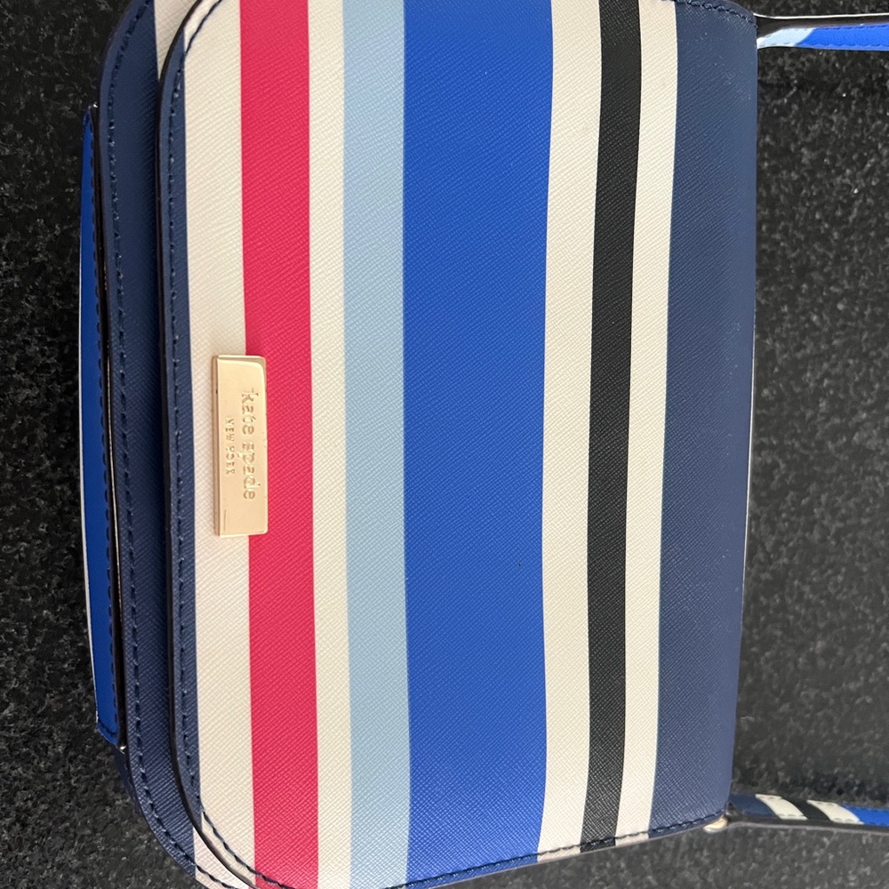Kate Spade purse - Picture 2 of 2